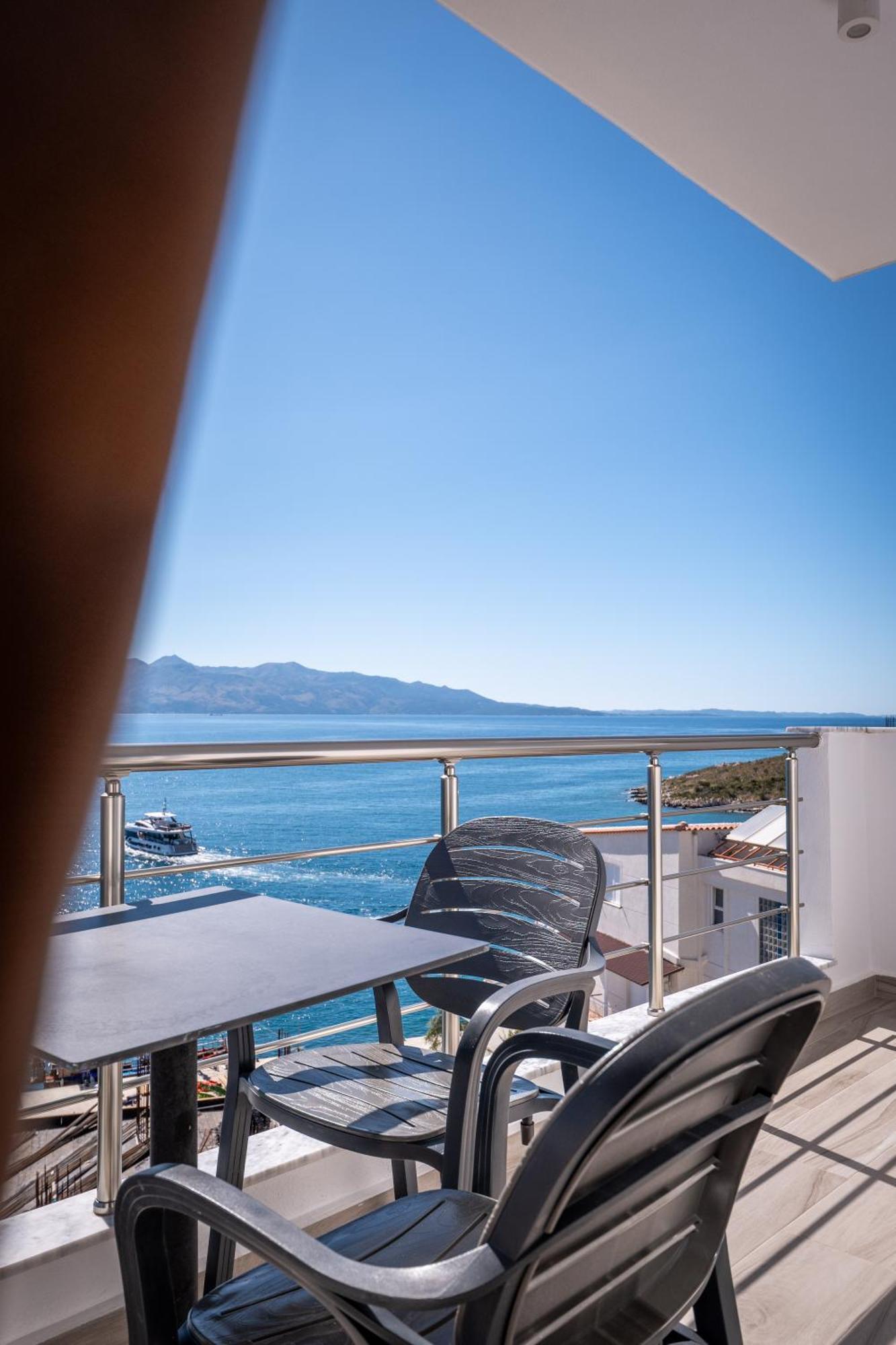 Erioni Hotel Sarandë Exteriér fotografie