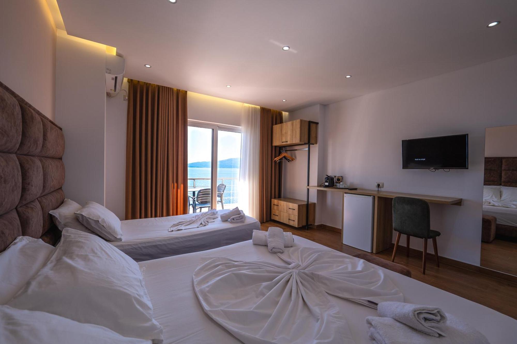 Erioni Hotel Sarandë Exteriér fotografie