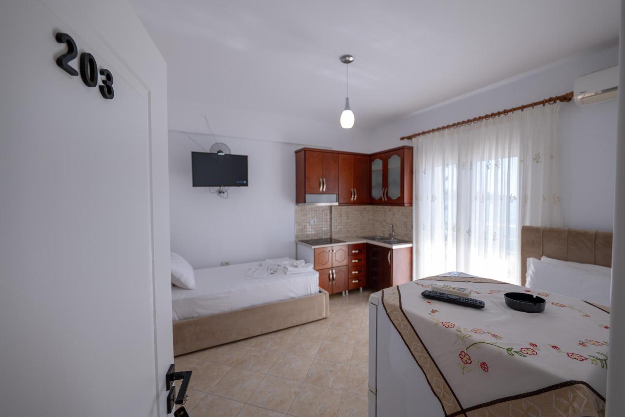 Erioni Hotel Sarandë Exteriér fotografie